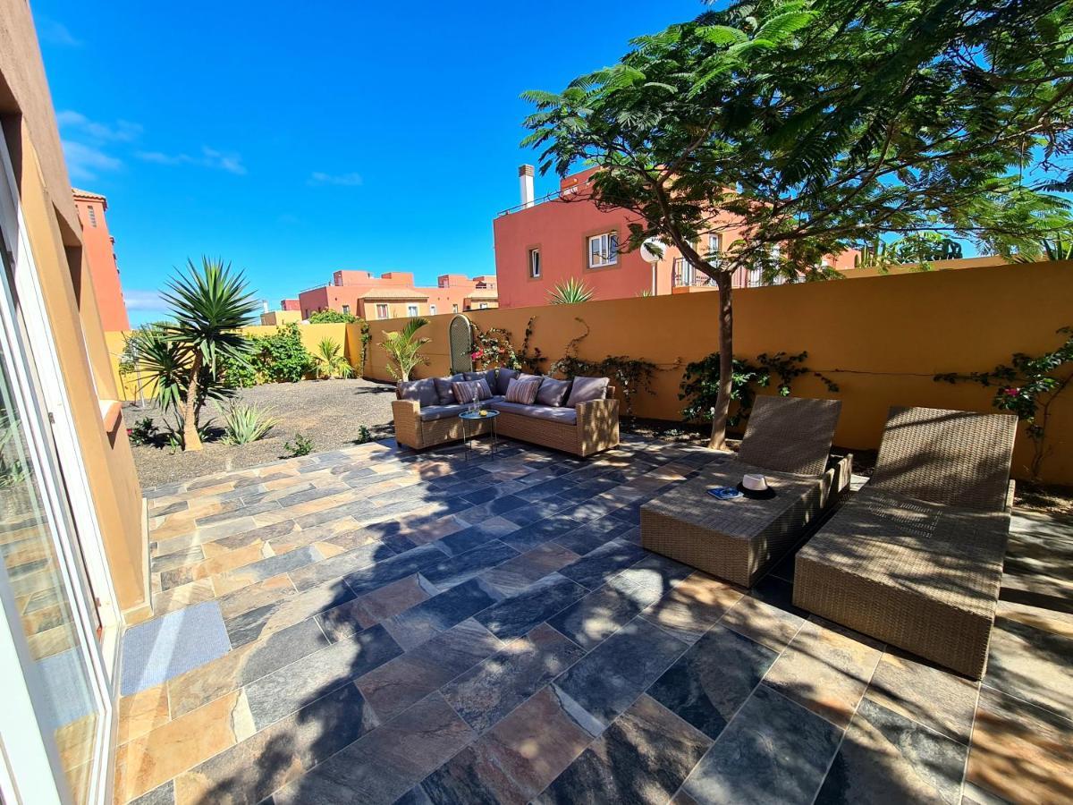 Casa Zalla 110M2, 200M2 Garden, Pool, 1Gb Wi-Fi, Private Parking Коралео Екстериор снимка