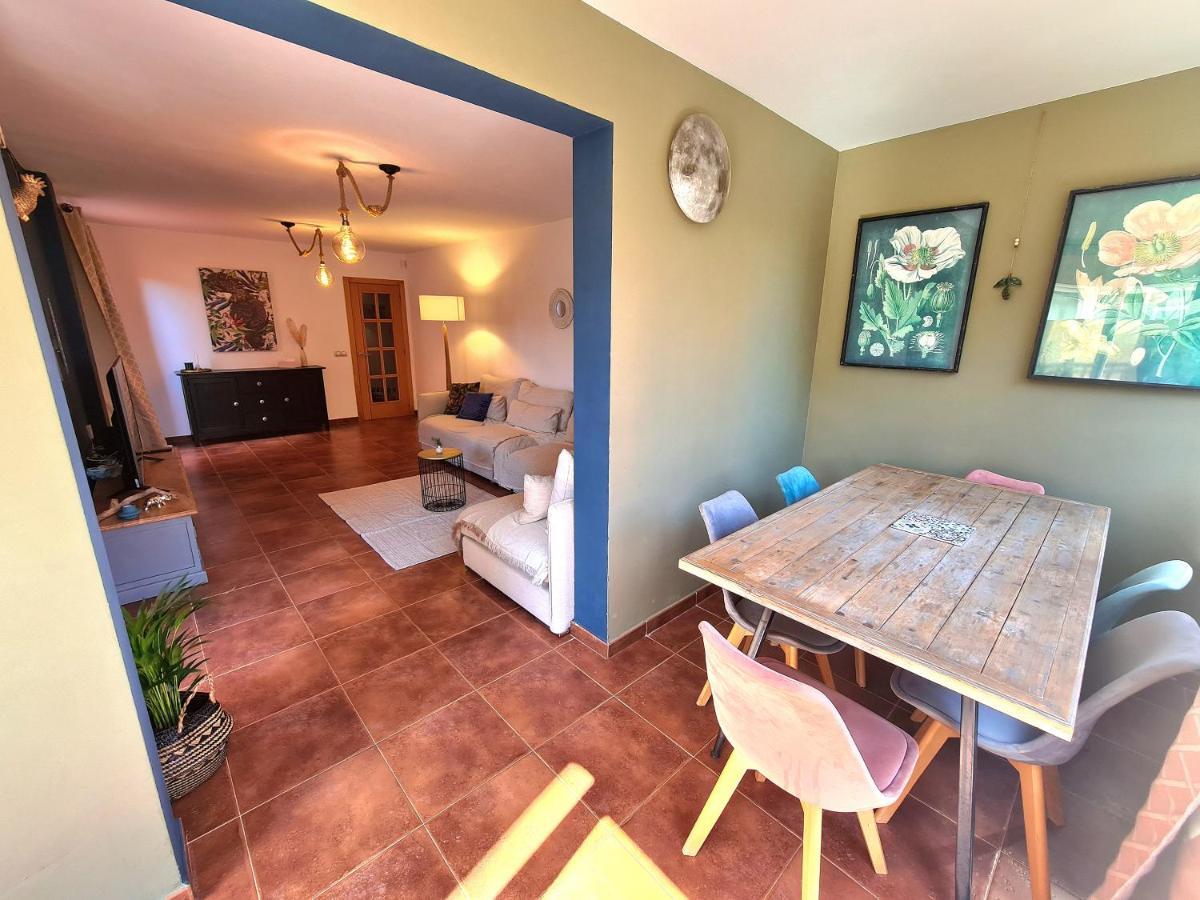 Casa Zalla 110M2, 200M2 Garden, Pool, 1Gb Wi-Fi, Private Parking Коралео Екстериор снимка