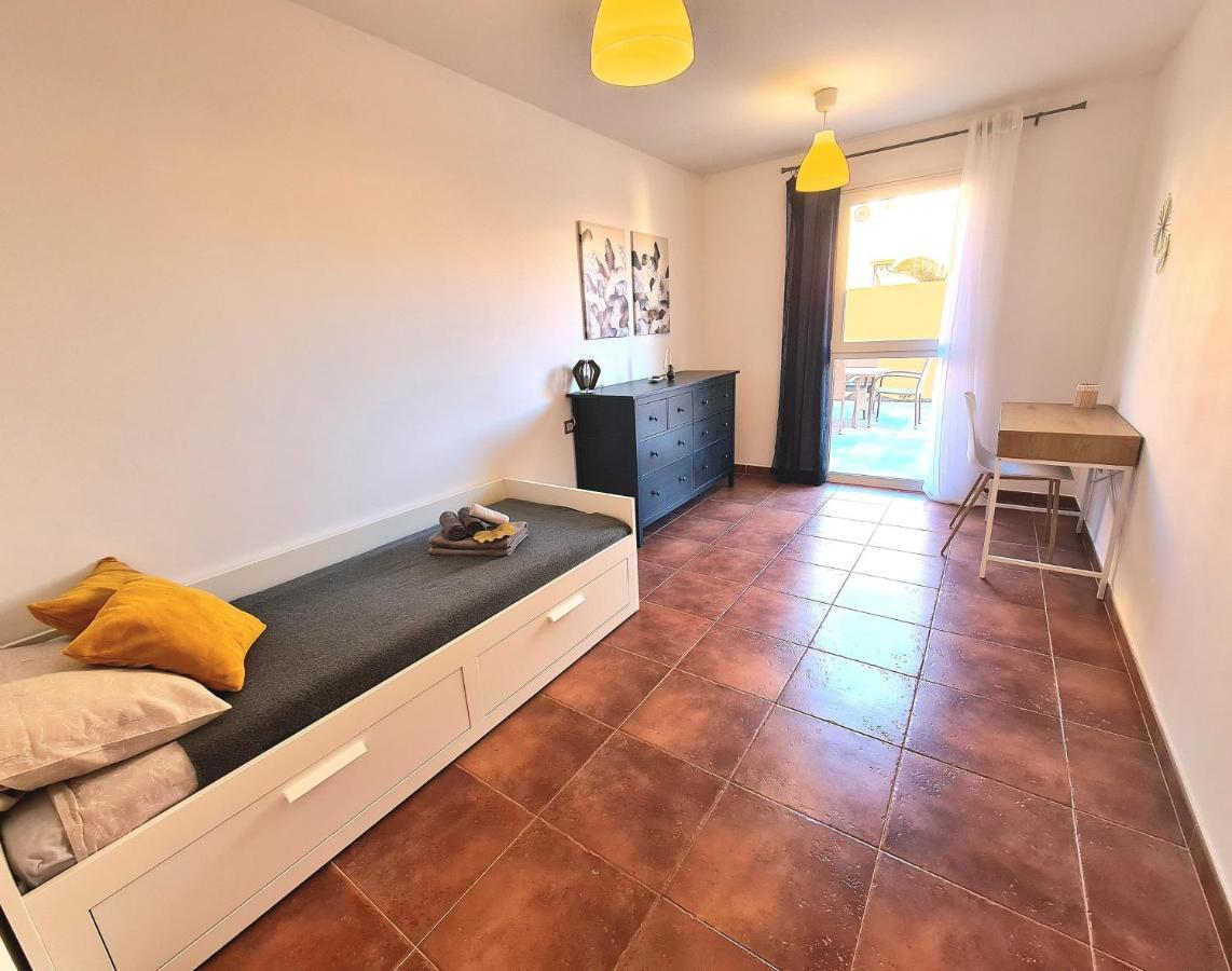 Casa Zalla 110M2, 200M2 Garden, Pool, 1Gb Wi-Fi, Private Parking Коралео Екстериор снимка