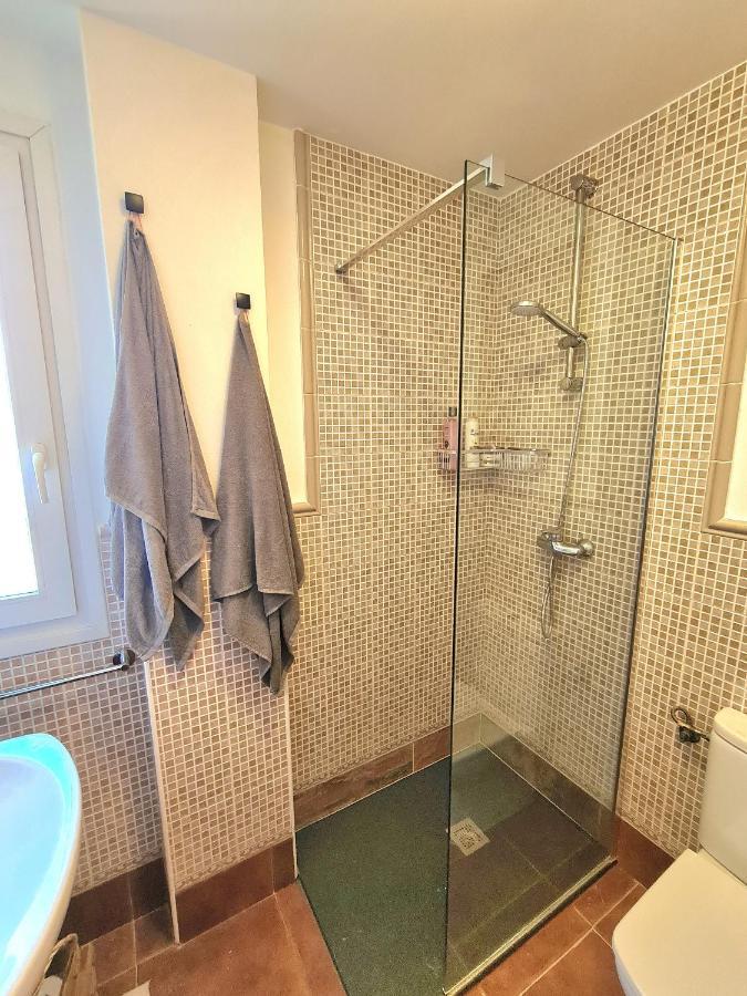 Casa Zalla 110M2, 200M2 Garden, Pool, 1Gb Wi-Fi, Private Parking Коралео Екстериор снимка