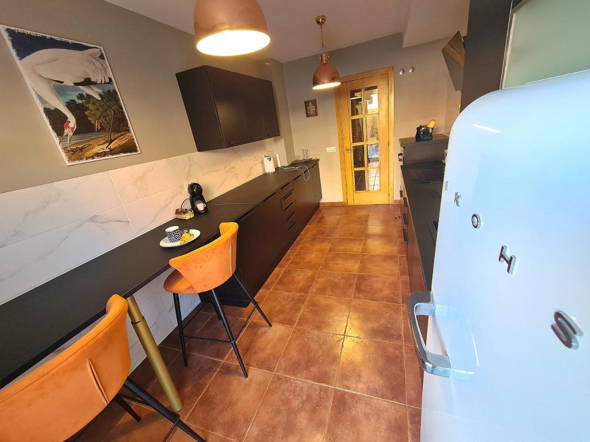 Casa Zalla 110M2, 200M2 Garden, Pool, 1Gb Wi-Fi, Private Parking Коралео Екстериор снимка