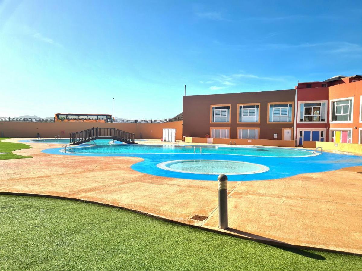 Casa Zalla 110M2, 200M2 Garden, Pool, 1Gb Wi-Fi, Private Parking Коралео Екстериор снимка