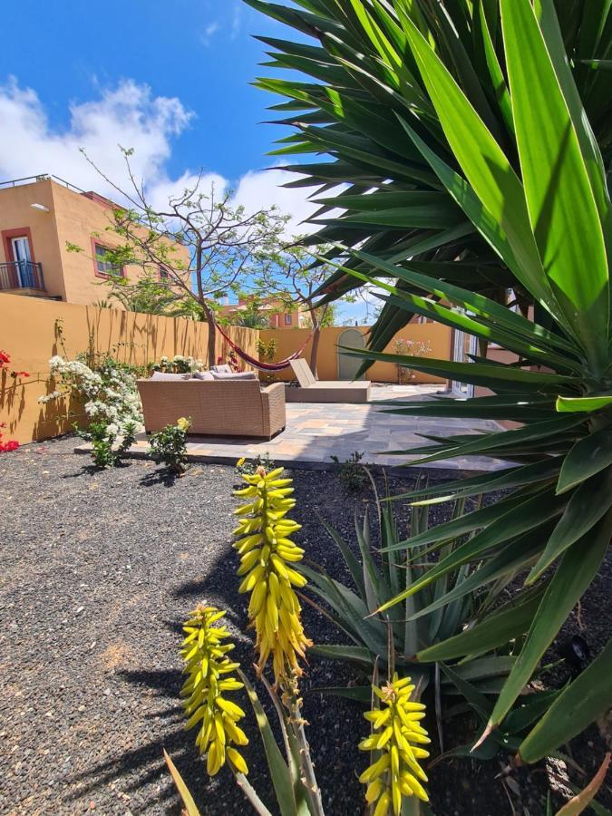Casa Zalla 110M2, 200M2 Garden, Pool, 1Gb Wi-Fi, Private Parking Коралео Екстериор снимка